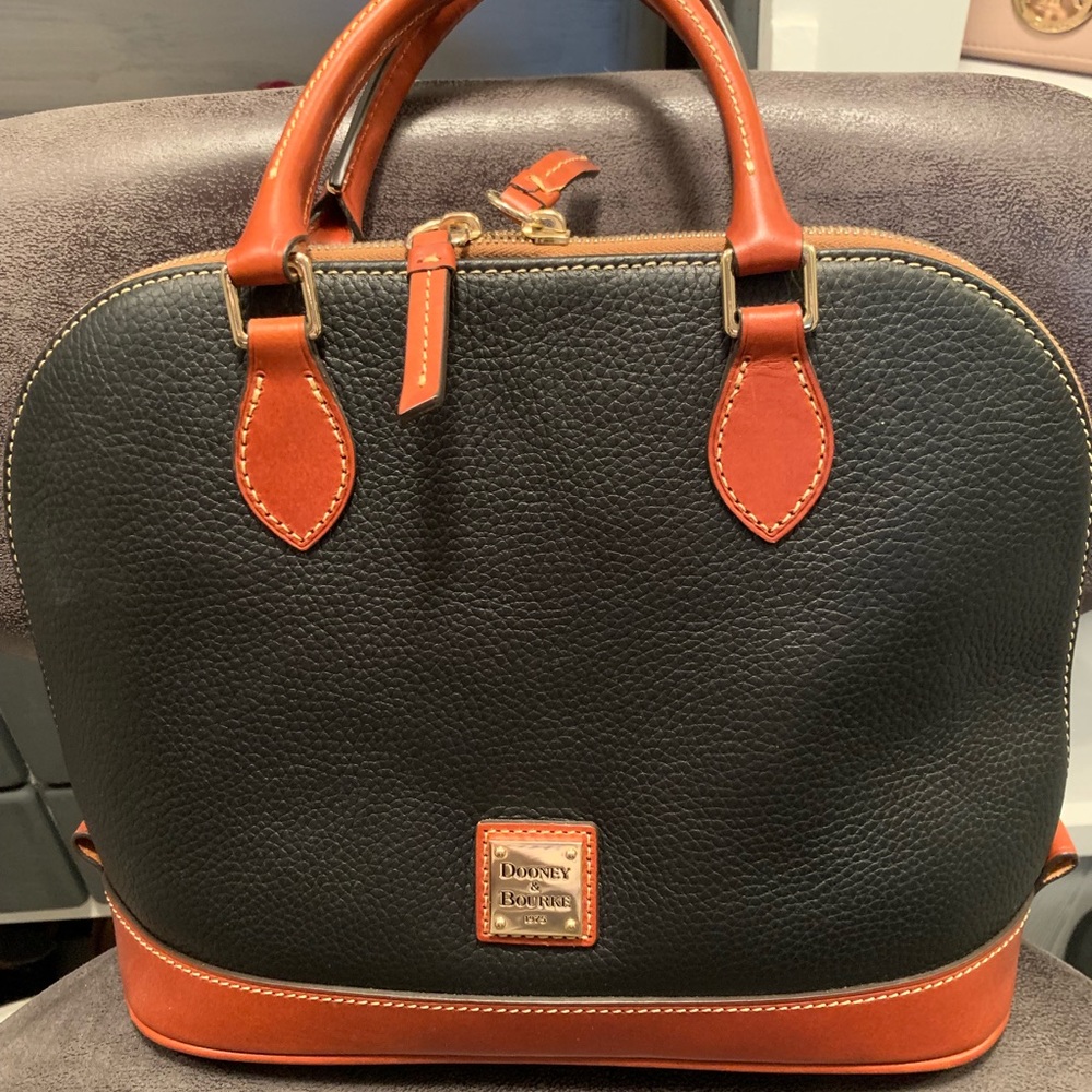 Authenticity Dooney & Bourke Handbag